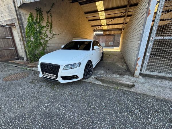 Audi A4 Saloon, Diesel, 2009, White