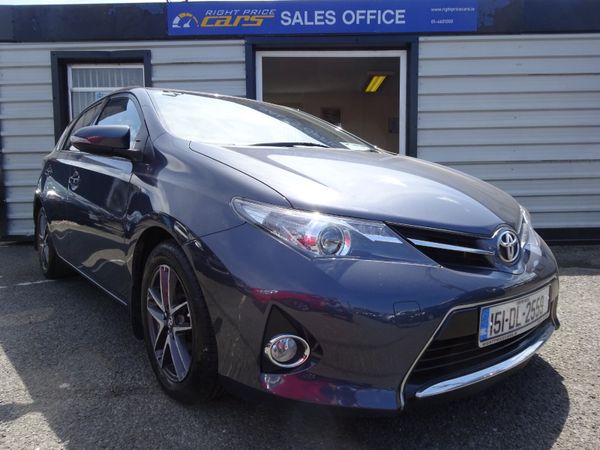 Toyota Auris Hatchback, Diesel, 2015, Blue