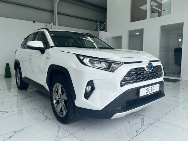 Toyota RAV4 SUV, Petrol Hybrid, 2019, White
