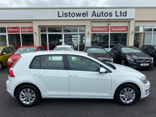 Volkswagen Golf Hatchback, Petrol, 2016, White