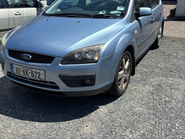 Ford Focus Hatchback, Petrol, 2007, Blue