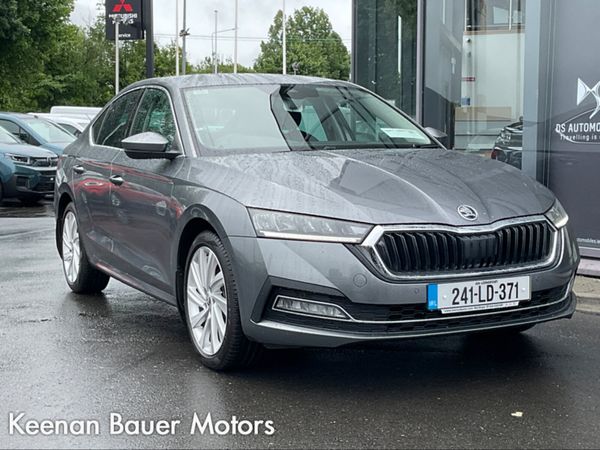 Skoda Octavia Saloon, Petrol, 2024, Grey