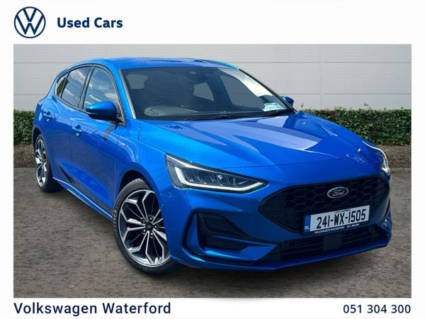 Ford Focus Hatchback, Petrol, 2024, Blue
