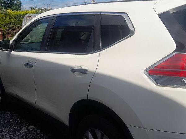 Nissan X-Trail SUV, Diesel, 2017, White