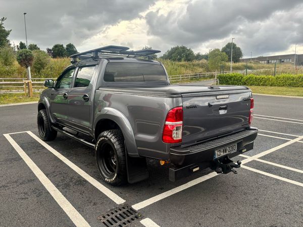 Toyota Hilux Pick Up, Diesel, 2013, Grey