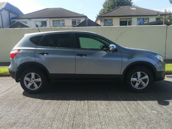 Nissan Qashqai Estate/Jeep, Diesel, 2012, Blue