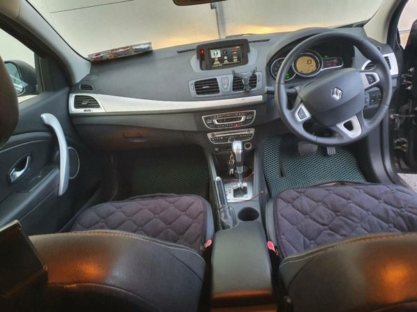 Renault Fluence Saloon, Diesel, 2012, Black