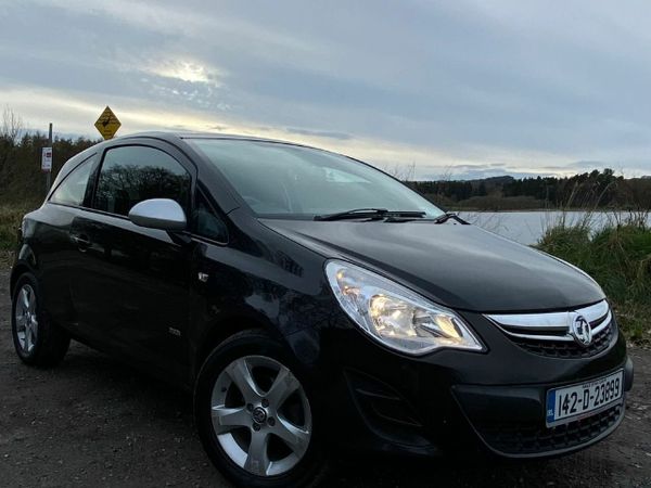Vauxhall Corsa Hatchback, Petrol, 2014, Black