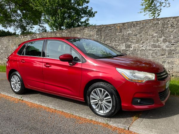 Citroen C4 Hatchback, Diesel, 2013, Red