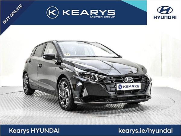 Hyundai i20 Hatchback, Petrol, 2022, Black