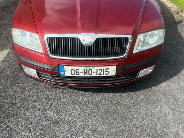 Skoda Octavia Hatchback, Diesel, 2006, Red