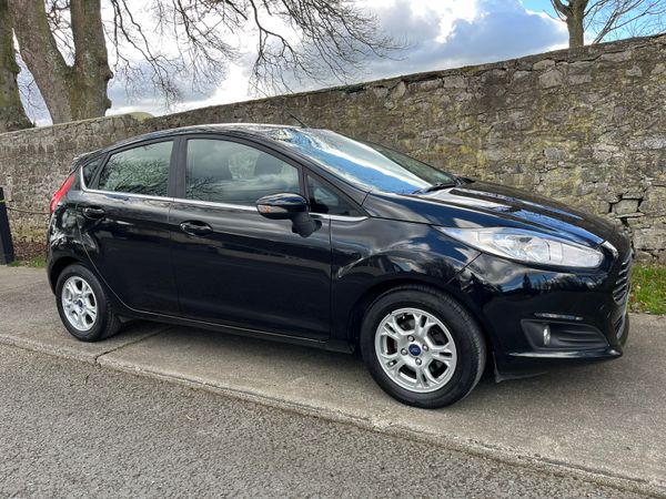 Ford Fiesta Hatchback, Diesel, 2014, Black
