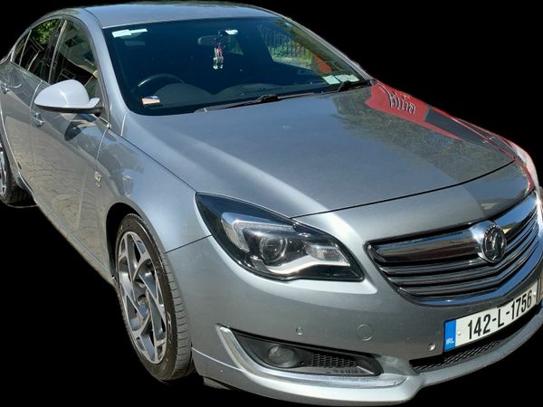 Vauxhall Insignia Hatchback, Diesel, 2014, Silver