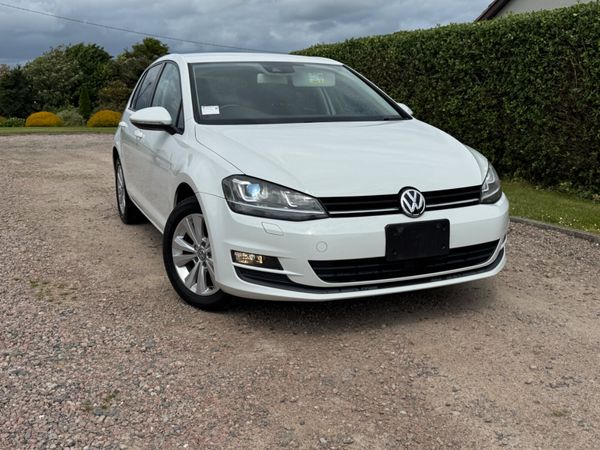 Volkswagen Golf Hatchback, Petrol, 2016, White