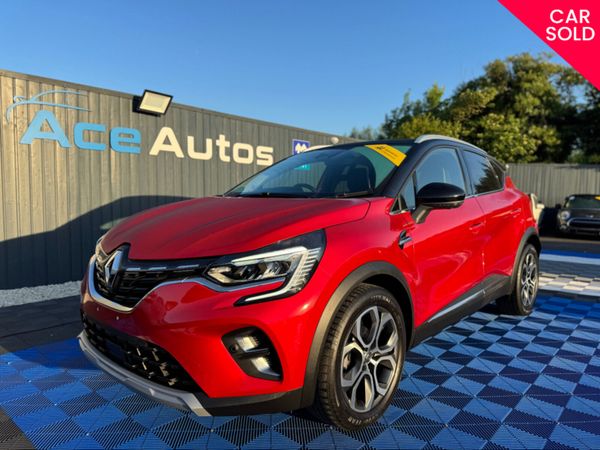 Renault Captur Hatchback, Petrol, 2021, Red
