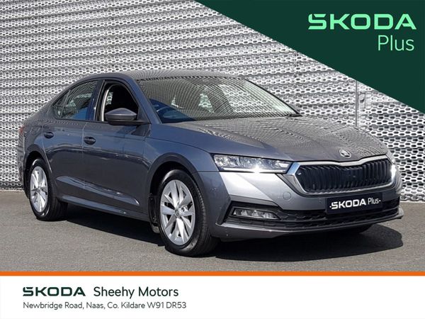 Skoda Octavia Saloon, Diesel, 2023, Grey