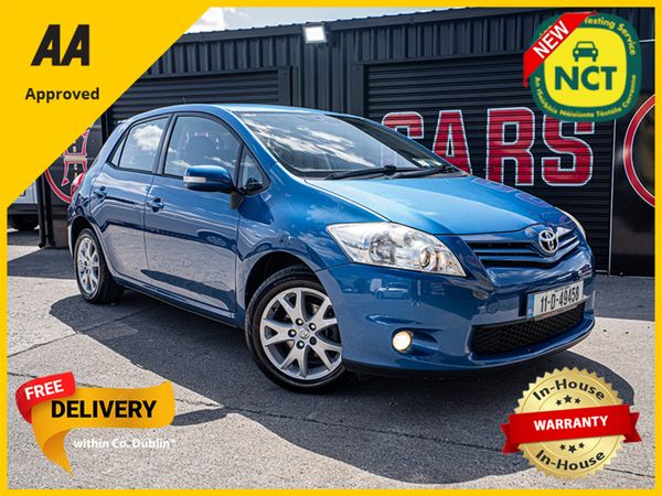 Toyota Auris Hatchback, Petrol, 2011, Blue