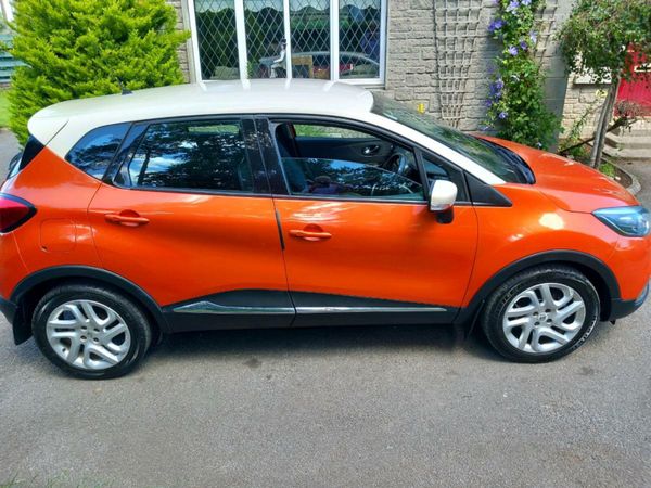 Renault Captur Hatchback, Diesel, 2015, Orange