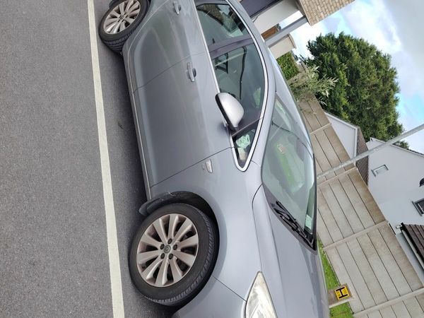 Opel Astra Hatchback, Diesel, 2010, Silver