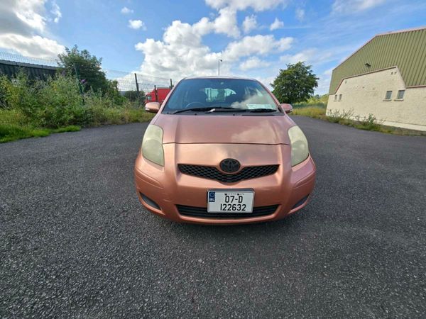 Toyota Vitz Hatchback, Petrol, 2007, Gold