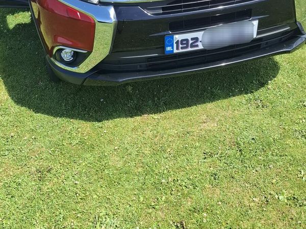Mitsubishi Outlander SUV, Diesel, 2019, Red
