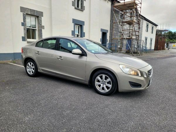 Volvo S60 Saloon, Diesel, 2012, Green