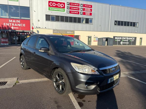 Ford Focus Hatchback, Diesel, 2009, Grey