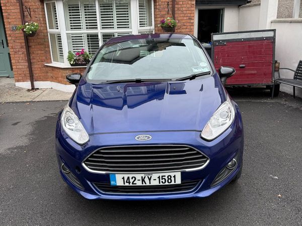 Ford Fiesta Hatchback, Petrol, 2014, Blue