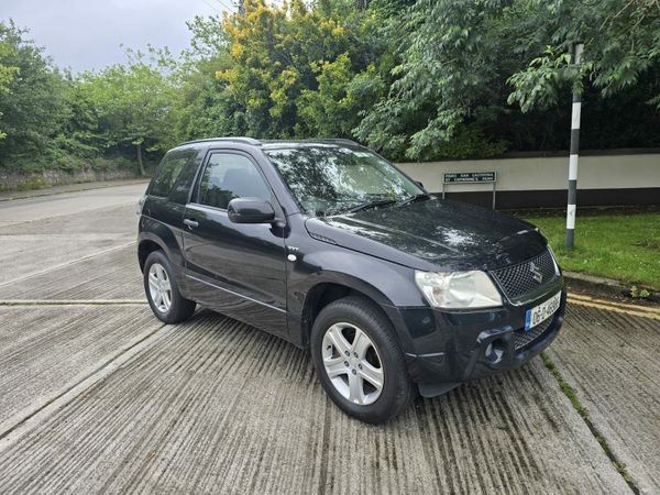 Suzuki Grand Vitara SUV, Petrol, 2006, Black