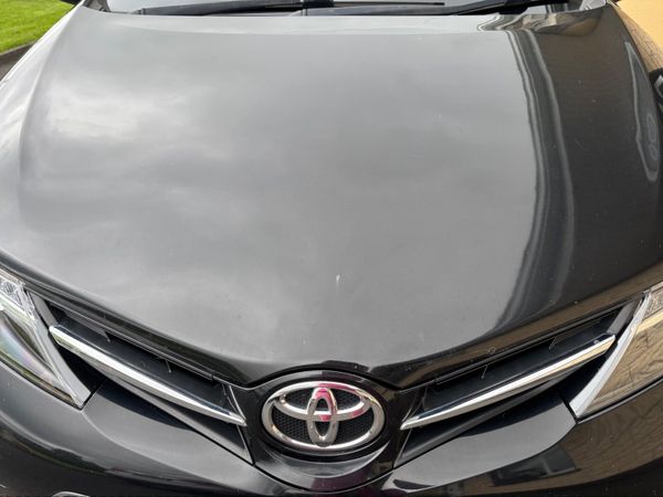 Toyota Auris Hatchback, Diesel, 2014, Black