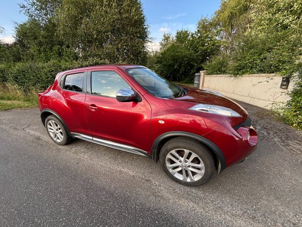 Nissan Juke SUV, Diesel, 2012, Red