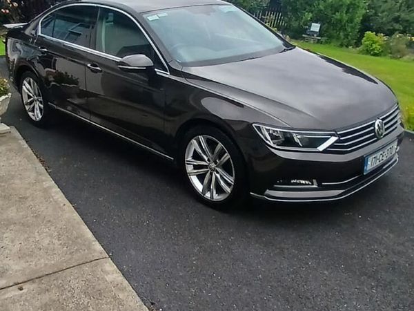 Volkswagen Passat Saloon, Diesel, 2017, Brown