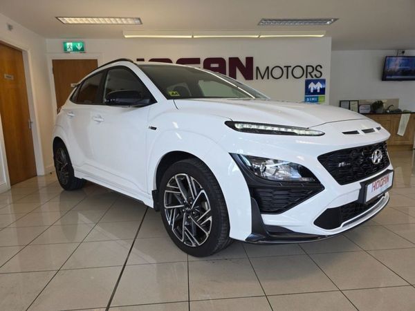 Hyundai KONA MPV, Petrol, 2022, White