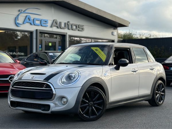 Mini Cooper Hatchback, Petrol, 2016, Silver