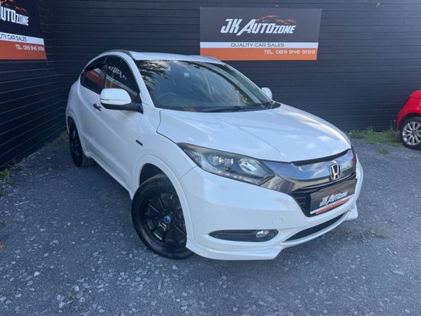 Honda Vezel Hatchback, Petrol Hybrid, 2015, White