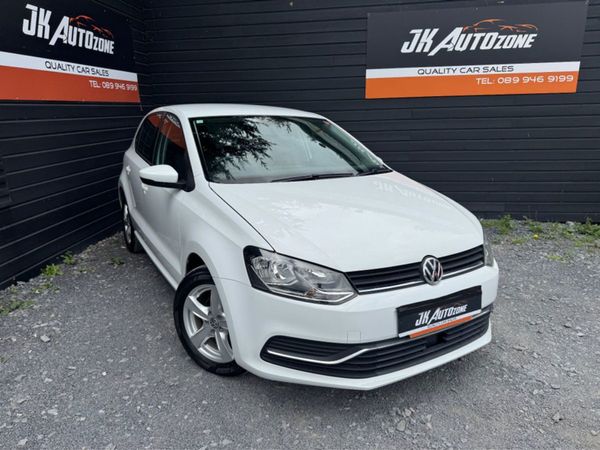 Volkswagen Polo Hatchback, Petrol, 2014, White
