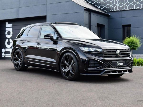 Volkswagen Touareg , Diesel, 2024, Black