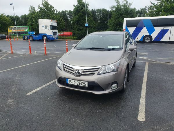 Toyota Avensis Saloon, Diesel, 2015, Bronze