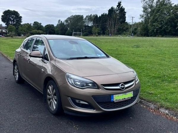 Opel Astra MPV, Diesel, 2014, Bronze
