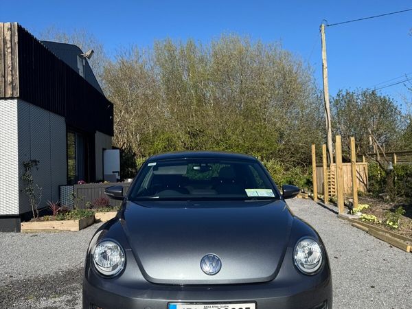 Volkswagen Beetle Hatchback, Diesel, 2015, Grey