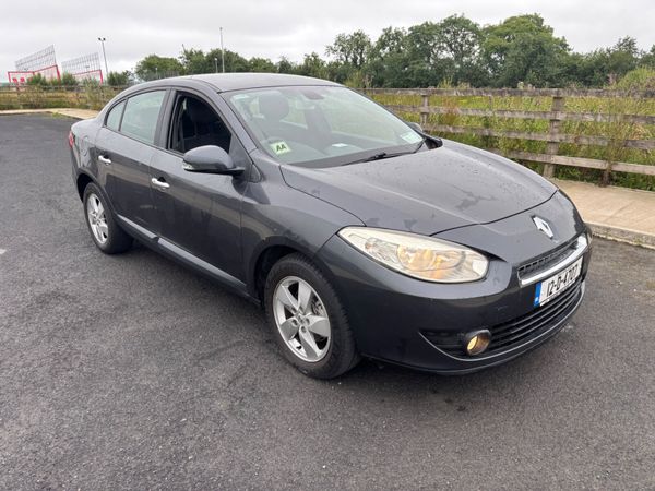 Renault Fluence Saloon, Diesel, 2012, Grey