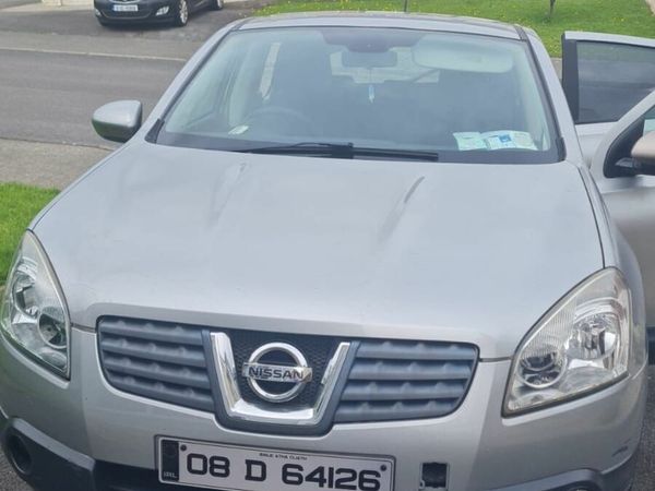 Nissan Qashqai Hatchback, Petrol, 2008, Silver