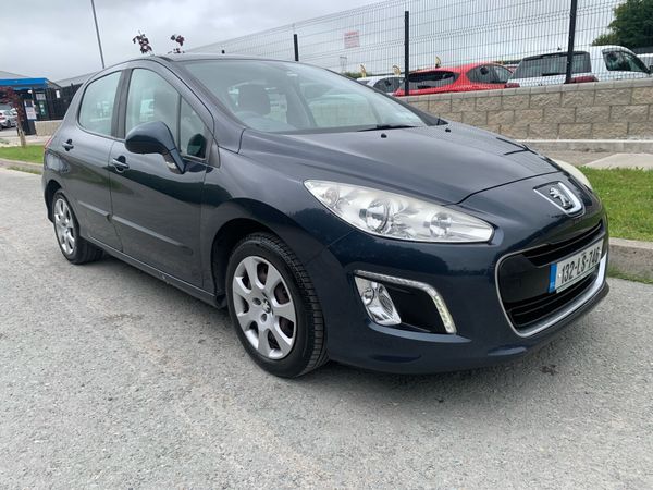 Peugeot 308 Hatchback, Diesel, 2013, Blue