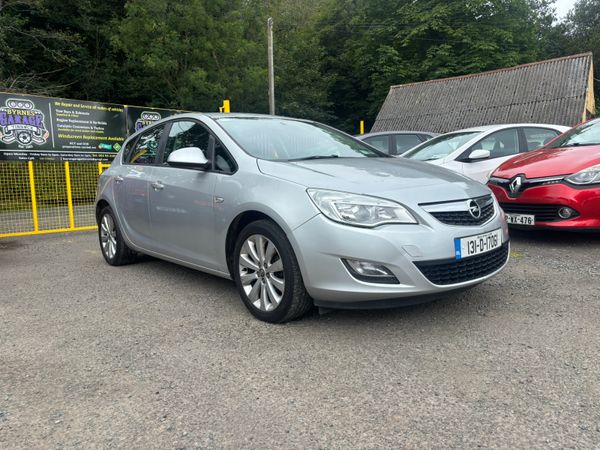 Opel Astra MPV, Diesel, 2013, Silver