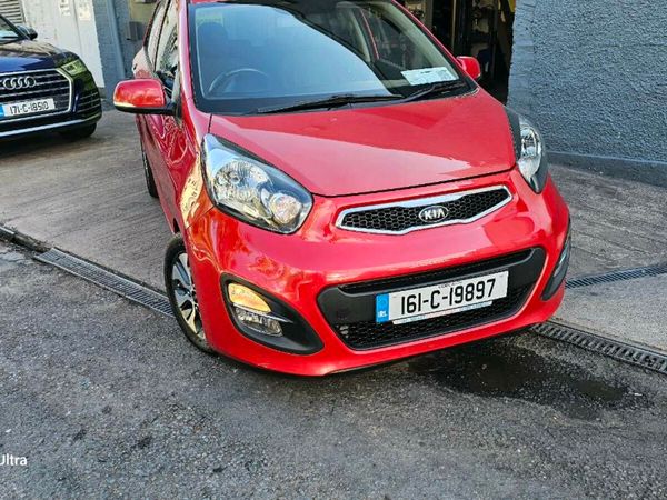 Kia Picanto Hatchback, Petrol, 2016, Red