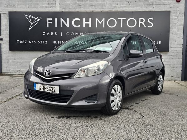 Toyota Yaris Hatchback, Petrol, 2012, Grey