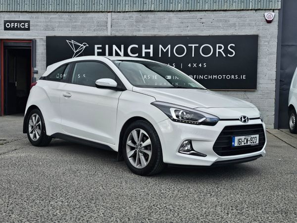 Hyundai i20 Coupe, Petrol, 2016, White