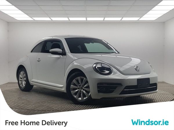Volkswagen Beetle Hatchback, Petrol, 2017, White
