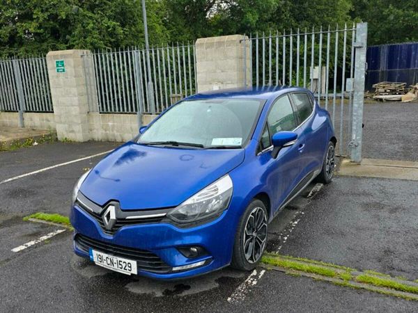 Renault Clio Hatchback, Petrol, 2019, Blue