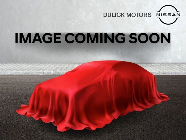 Nissan Qashqai MPV, Petrol, 2022, Red